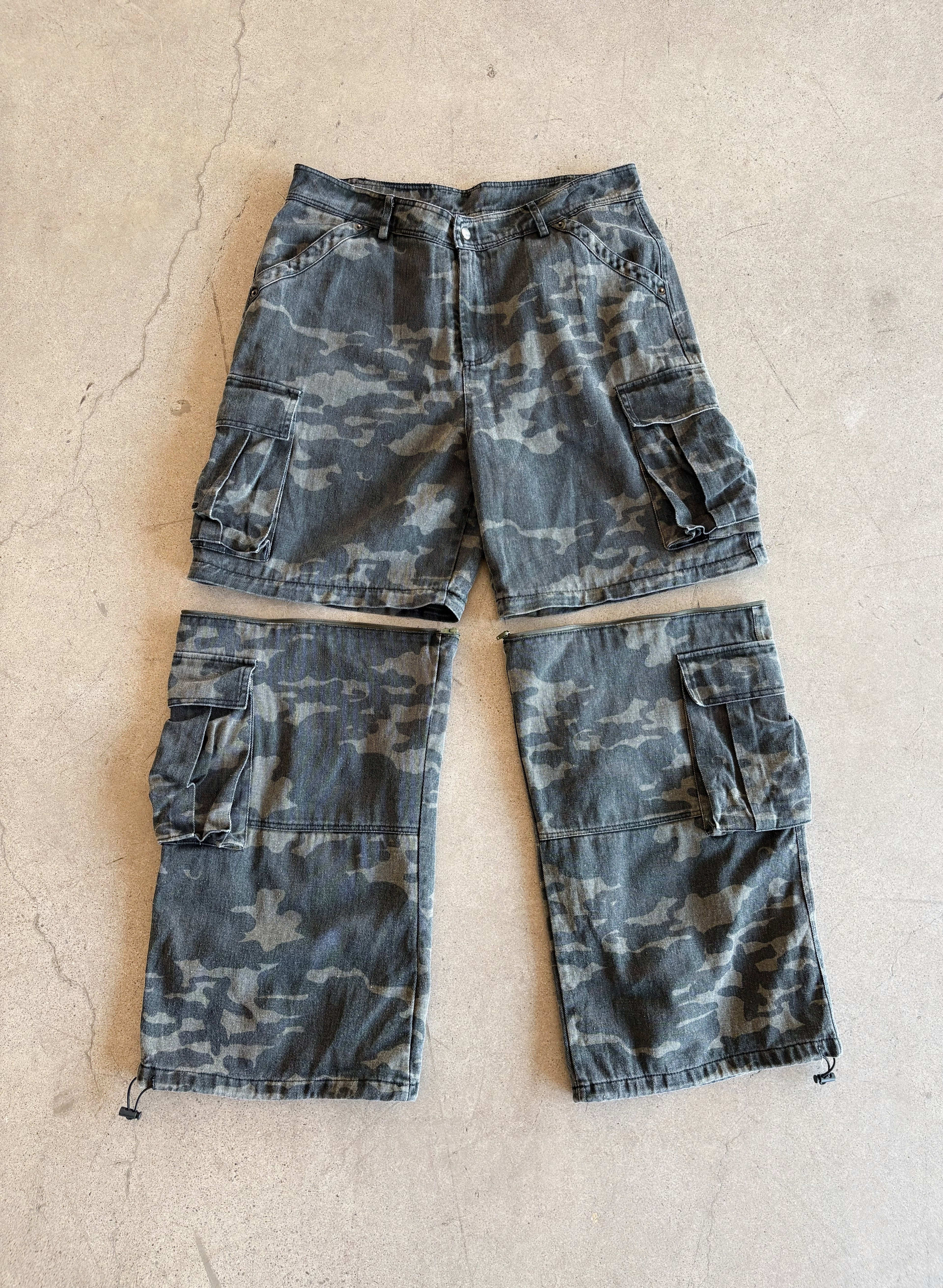 INTO THE WOODS CARGO PANTS