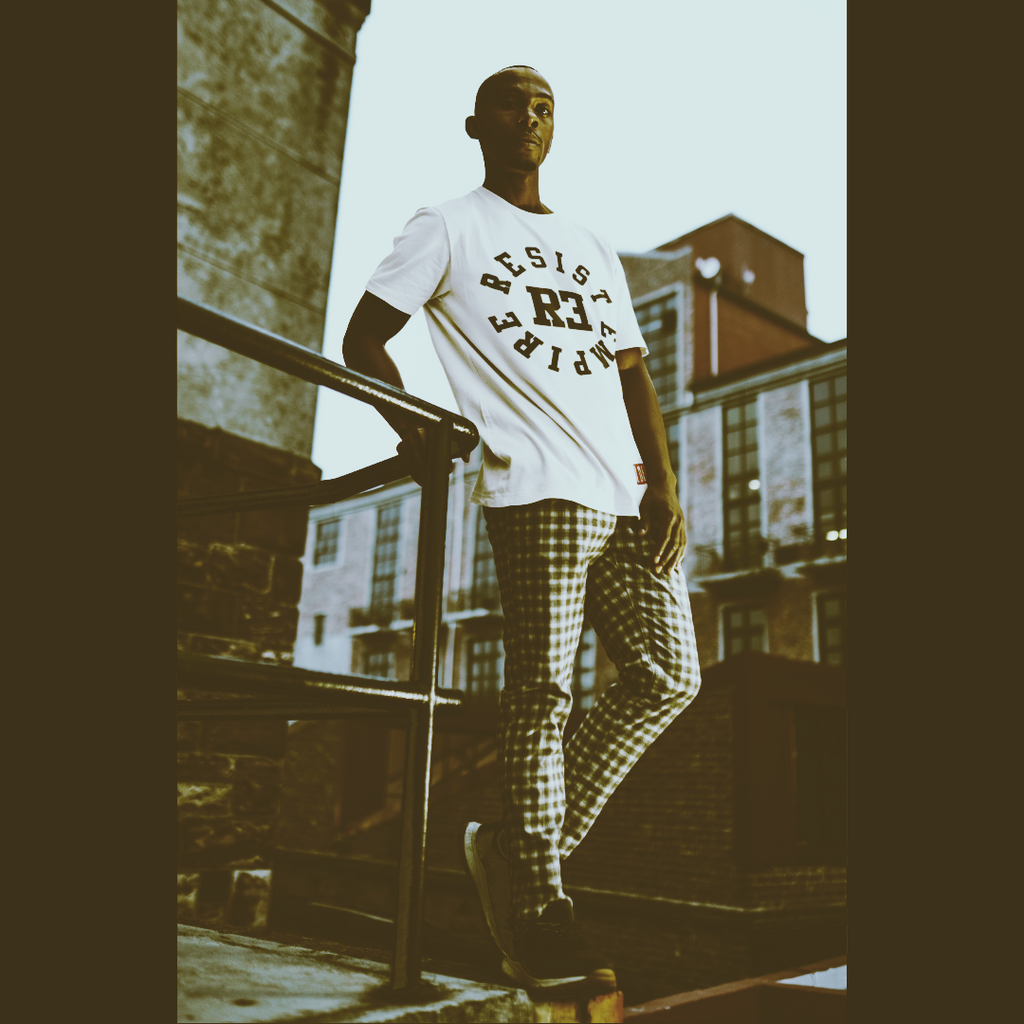 RESIST EMPIRE Regular Fit Tee